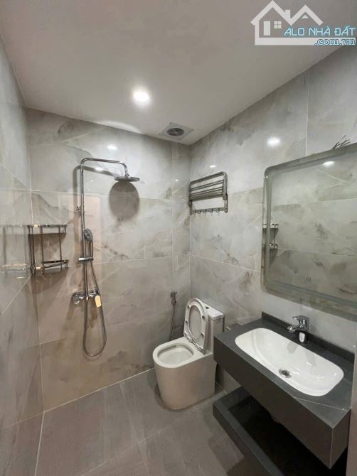 Cần bán nhà tại KĐT Văn Khê Hà Đông  Dt 82,5m2, 5Tầng, Mt 5m, Giá 19.8 tỷ - 8