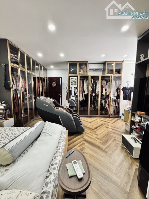 Cần Bá.n gấp biệt thự mini Vạn Kiếp, Bình Thạnh, 95m2, ngang h.iếm 7.2m, hẻm xe hơi, 3 căn - 9