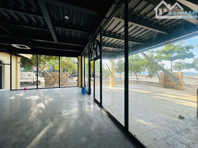 CHO THUÊ MẶT BẰNG 2 MẶT TIỀN ĐƯỜNG NGUYỄN TẤT THÀNH. LIÊN HỆ PHÚC NGAY - 9