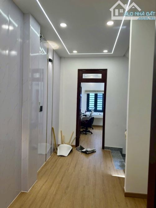 MẶT TIỀN KDC VIP LÊ THỊ HỒNG, 105M², 5.1X20, 4T, ĐƯỜNG 8M KINH DOANH, GARA OTO, THANG MÁY - 8