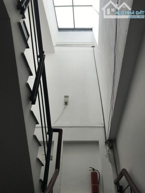 Bán nhà Võ Duy Ninh,P22, DT 4,5x23 CN 107m2 6PN 6WC. Sẵn HĐT 20tr, Giá 10,2tỷ TL - 9