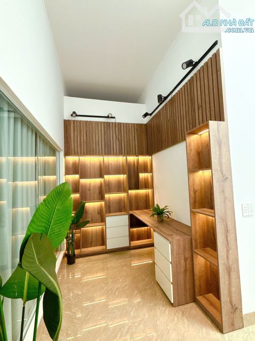 Nhà Mặt Tiền đường A12 Phạm NGũ Lão - 5.8x32m có 2 phòng ngủ tầng dưới - 9