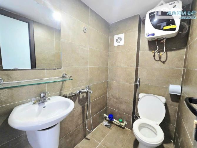BÁN CCMN 60m MT 4.5m 6 TẦNG 15 PHÒNG FULL NỘI THẤT HOA BẰNG YÊN HÒA CẦU GIẤY 16,6 TỶ - 9