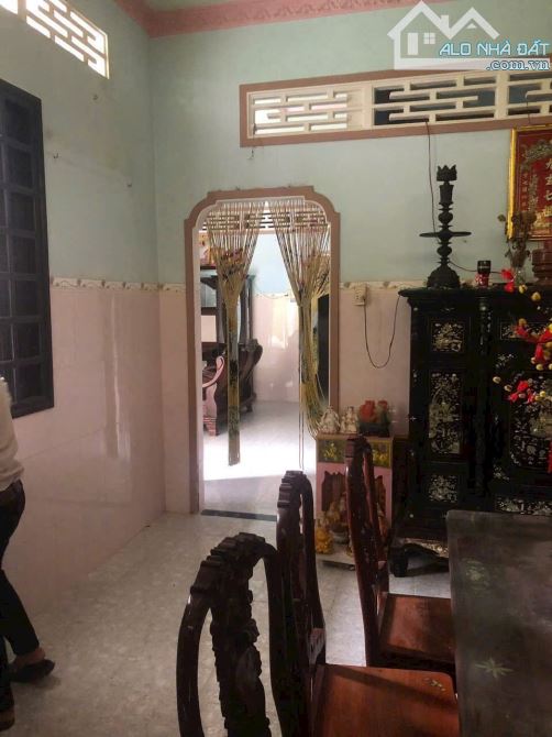 Cần bán gấp gần 1000m nhà và đất( 100m thổ cư) nhà thuộc phường sơn đông, đường ô tô đến đ - 9