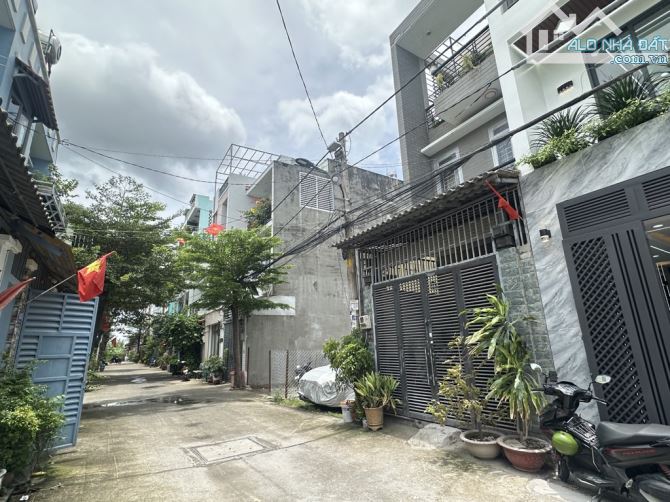🌹Nhà 5Tầng đường THẠNH LỘC 37 phường THẠNH LỘC Q12 DT 62m2(4x18) hẻm 8m 💲 6, 8 tỷ - 9