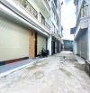 Chưa đến 9 tỷ có ngay nhà Bát Khối, 45m2, 6 tầng thang máy, ô tô vào nhà