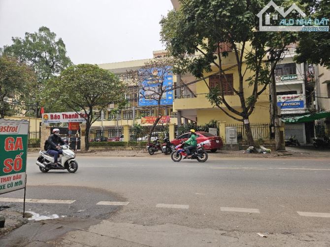 lõi hà đông Tô hiệu 51m mt4,5m 4 tầng 4 ngủ,ngõ rộng, cách phố 30m,an sinh cực đỉnh