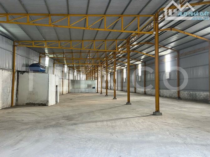 Cho thuê kho xưởng bãi 1.700m² có điện 3 pha, mặt tiền đường Võ Nguyên Giáp, P. Tân Phú