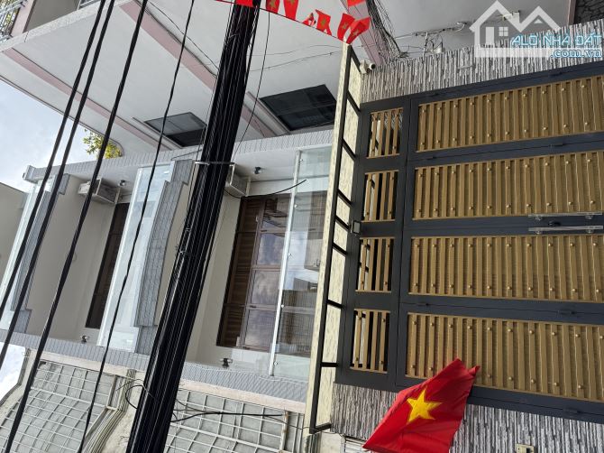 BÁN NHÀ 2 MẶT HXH ,KHU VIP Q1, 30m2, NHỈNH 8️⃣ TỶ - 1