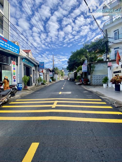 🌺 NHÀ 3 LẦU, DÒNG TIỀN 29TR/T, HẺM XE HƠI, ĐƯỜNG 160, P. TĂNG NHƠN PHÚ, 100m2, GIÁ 7,XT🧄