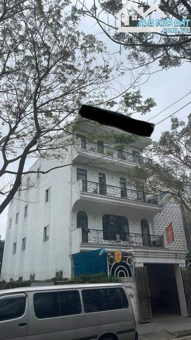 BÁN KHÁCH SẠN 4 TẦNG MẶT TIỀN HÀ HUY GIÁP GỒM 18 PHÒNG