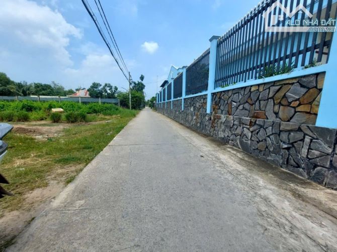 Bán đất thổ cư giá rẻ tại Bình Chánh 310m2 giá 4.3ti