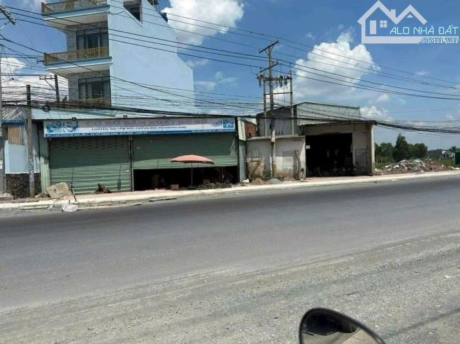 15 tỷ 💢 Bán NHÀ XƯỞNG MT TL824 ĐỨC HÒA ĐÔNG. ⭐️ 10 x 50. THỔ CƯ 💯
