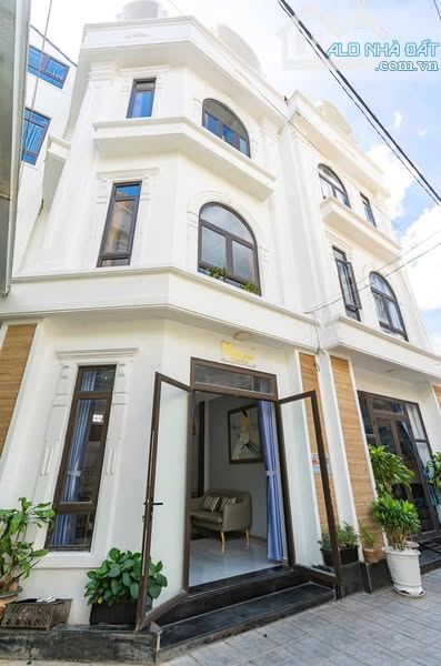 BÁN NHÀ SỔ RIÊNG ĐÃ HOÀN CÔNG – ĐƯỜNG NHÀ CHUNG, P3, ĐÀ LẠT