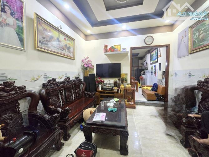 Bán Nhà 3 Tầng Linh Xuân Thủ Đức – 62m² - 3PN – Hẻm Xe Hơi – Gần Làng Đại Học – Chỉ 6 Tỷ