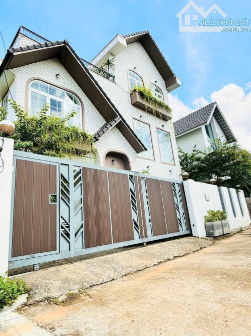 🏡 BÁN BIỆT THỰ MỚI ĐƯỜNG ĐAN KIA VIEW SIÊU ĐẸP - ĐƯỜNG Ô TÔ 6M - 203M2
