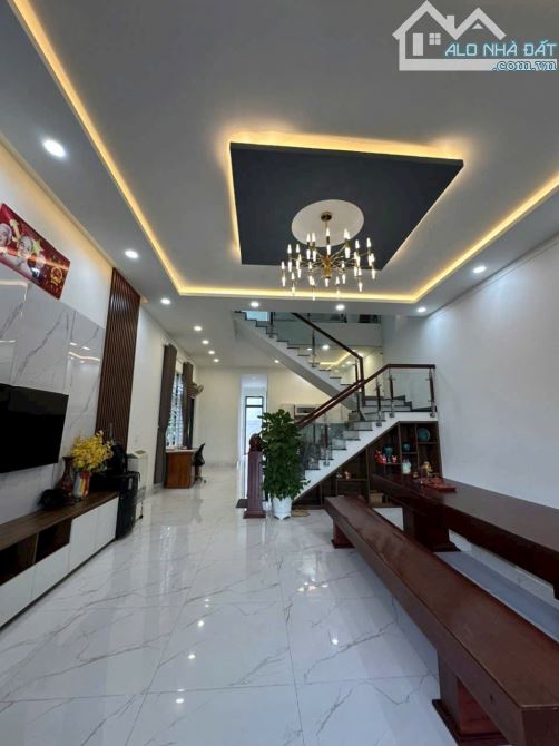 💥 BÁN CĂN NHÀ 1 TRỆT 1 MÊ HAI MẶT TIỀN NHÀ XÂY TÂM HUYẾT HẺM TRỊNH TỐ TÂM , 6x22 giá 4.6