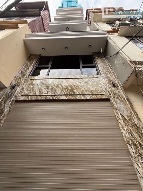 BÁN NHÀ TÂN MAI , PHÂN LÔ BÀN CỜ - LÔ GÓC - Ô TÔ ĐỖ CỬA ,THANG MÁY . DT 45M x7Tx16,8Tỷ