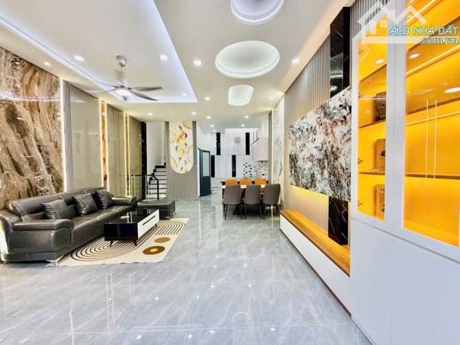 Bán nhà Thạnh Xuân 24. Q12_ 2 tầng_ TẶNG FULL NỘI THẤT _ 4.8x10m_ giá 3ty680