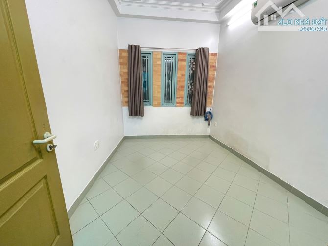 hẻm xe hơi đường lê lai, tân bình, 5,2x35m, nhà cũ, 12,9 tỷ thương lượng