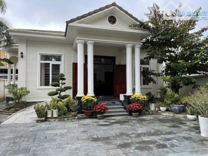 GIÁ CHỈ 11.5 TỶ BÁN BIỆT THỰ 490m2 ĐƯỜNG TRẦN VĂN VIỆT KDC CÔNG AN , CÁI RĂNG