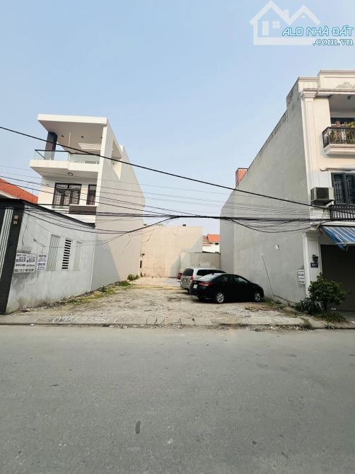 Ms Linh-Bán 122m2 đất mặt đường trục Văn Cú, An Đồng, An Dương đường rộng 10m giá 4,x tỷ
