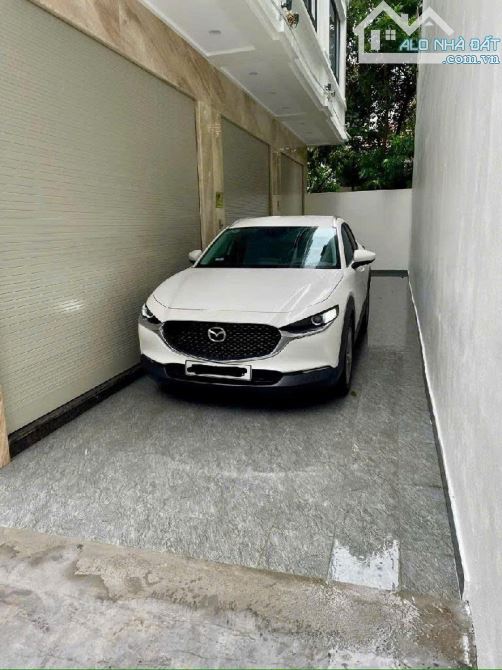 BÁN NHÀ 6 TẦNG THANG MÁY – Ô TÔ ĐỖ CỬA – NGÕ THÔNG NGUYỄN VĂN CỪ, BỒ ĐỀ – 41M2 – 3 NGỦ MAS