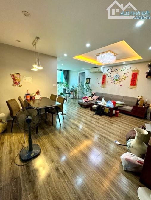 BÁN CĂN LÔ GÓC ĐẸP NHẤT TÒA CHUNG CƯ FAFILM - VNT TOWER 110M2 - 8 TỶ FULL NỘI THẤT - HIẾM