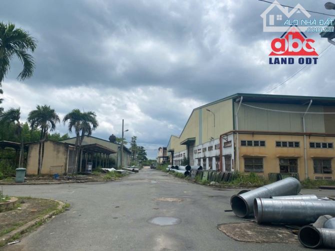 Cho thuê xưởng 10.000m2 Tân An  - Đồng Nai. Dt xưởng: 6500 m2 Giá Chỉ : 3,2 usd/m2/1 tháng