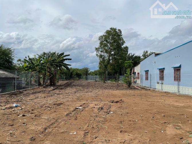 BÁN LÔ ĐẤT NHÀ VƯỜN GIÁ RẺ NHÀ BÈ, 1400M2 ĐƯỜNG XE HƠI, QH DÂN CƯ, SAU GIÁP SÔNG