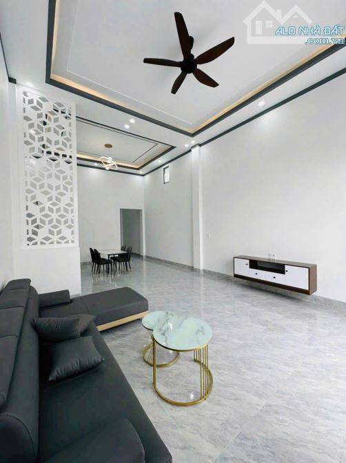 BÁN NHÀ GẦN NGÃ TƯ TÂN TRIỀU - GIÁP BỬU LONG - 1TY550