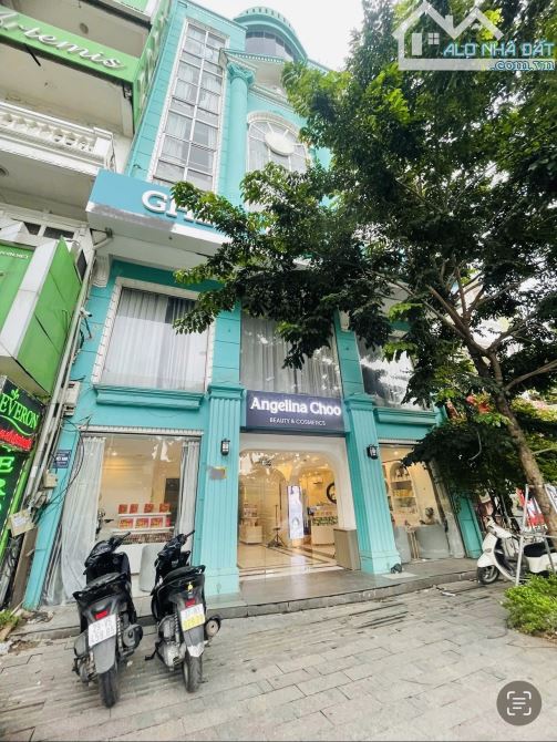 Hàng hiếm mặt phố Đào Tấn, Ba Đình. DT: 52m2 x mt 8.3m x 5 tầng