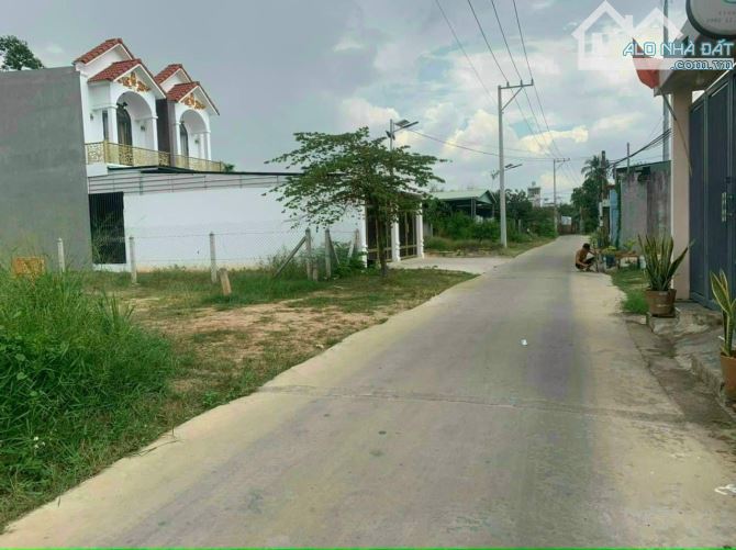 Đất mặt tiền đường An Thạnh 08 Thuận An Bình Dương giá 4,3 tỷ