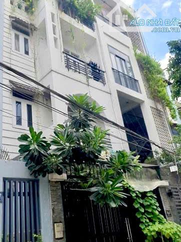 HÀ ĐẸP LÊ VĂN THỊNH XE HƠI NGỦ TRONG NHÀ DIỆN TÍCH 125M2 NHÀ 3 TẦNG MỚI TINH GIẢM CÒN 10 T