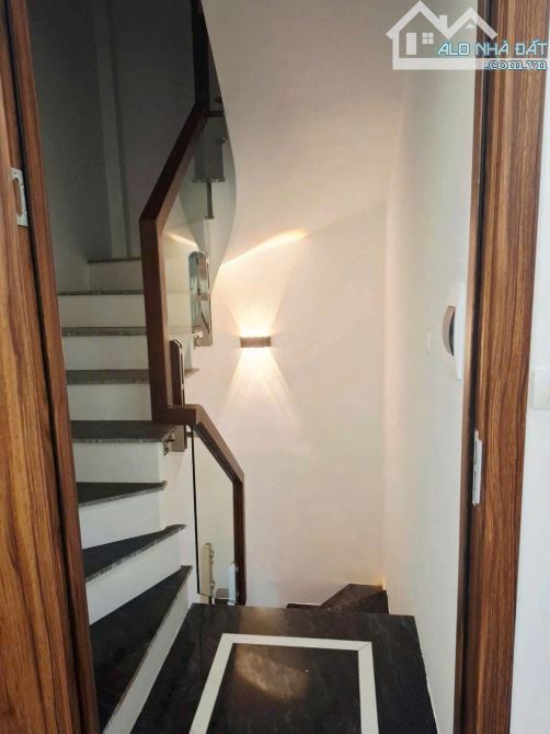 BÁN NHÀ TÂY SƠN VỈA HÈ KINH DOANH ÔTÔ VÀO NHÀ DT 50M 4T MT4.4M CHỈ 12.5 TỶ