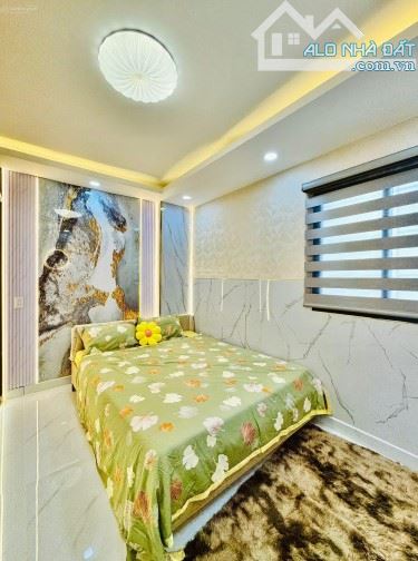 CHO THUÊ NHÀ 7 PHÒNG NGỦ KQH NGUYỄN THỊ NGHĨA PHƯỜNG 2 ĐÀ LẠT 23TR/THÁNG