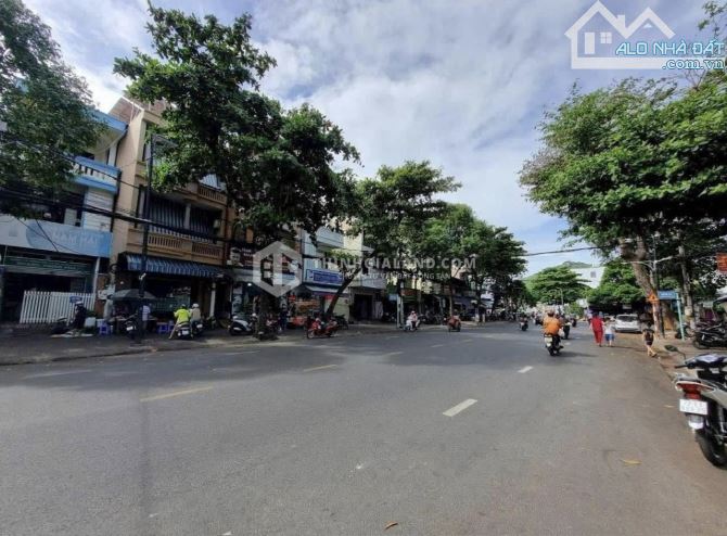 BÁN ĐẤT TẶNG NHÀ_CĂN GÓC ĐƯỜNG TRƯƠNG CÔNG ĐỊNH_PHƯỜNG 8_VŨNG TÀU_75M2_CHỈ 6.2 TỶ