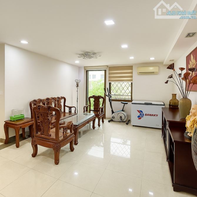👉"Cơ hội cuối: Căn hộ gần 100m² Đống Đa - Vị trí độc tôn, giá tốt nhất thị trường, sổ đỏ"
