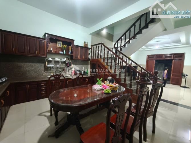BÁN CĂN NHÀ 3 TẦNG_DIỆN TÍCH 66m2 =5 x 13.2m_ĐƯỜNG VÕ VĂN TẦN_P.THẮNG NHẤT_TP VŨNG TÀU