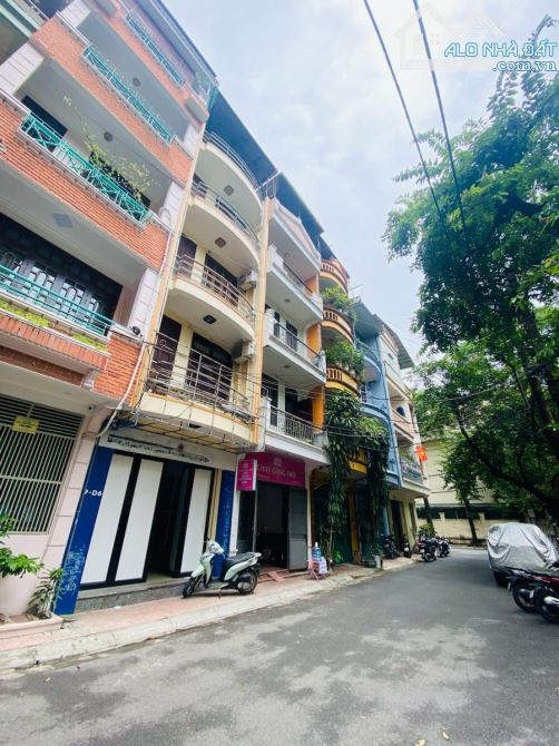Bán nhà Ô tô Tránh Ngõ 11 Khuất Duy Tiến 51m/ 5Tầng/ MT 4.2m 25 Tỷ, Dân trí cao