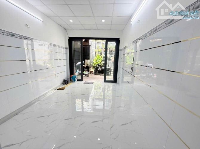 CHỦ CẦN TIỀN BÁN GẤP - NHÀ KHU TÊN LỬA - BÌNH TÂN - 24M2- 3,4 TỶ TL