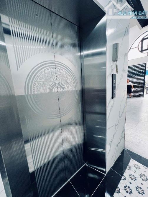 TOÀ CHDV GẦN CHỢ BÌNH ĐÔNG - 6 TẦNG BTCT - 73M2 - 9 PHÒNG - KHOÁN 40TR/TH - GIÁ 9.X TỶ