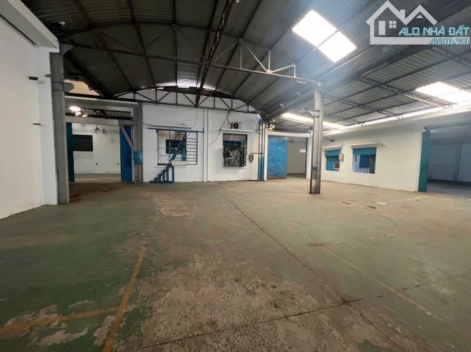 LÔ ĐẤT GÓC NGAY TÂY LÂN, BÌNH TÂN, DT: 3.745m2, HĐT: 3.5tỷ, Giá 229tỷ, gặp Kha tl giá