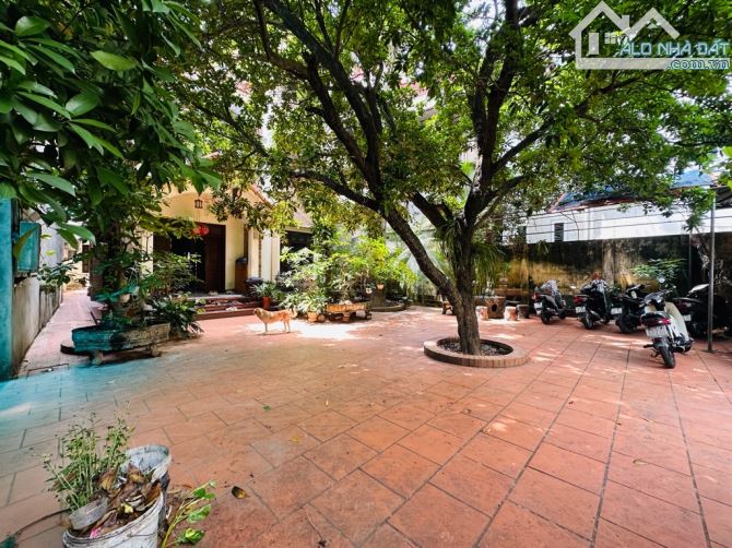 🏡 Bán nhà phố Nguyễn Ngọc Vũ – ngõ thoáng, không gian rộng rãi – 360m² – 87.8 tỷ