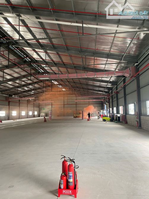 Cho thuê kho , DT: 1.400m2, 1.500m2 , 2.900m2 , Quốc Lộ 1A, Bình Tân