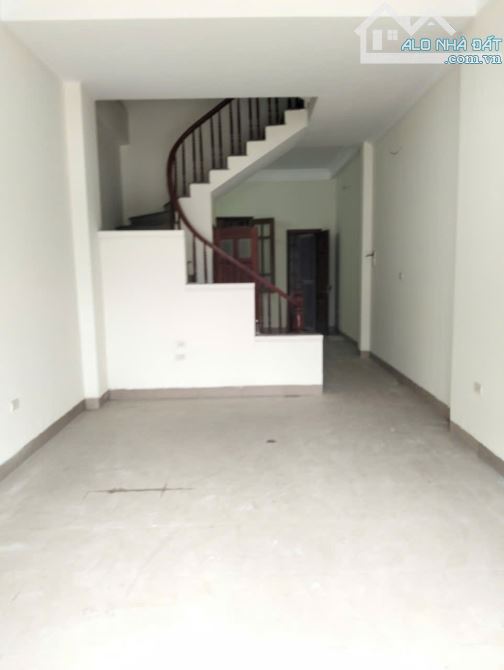 NHÀ NGUYÊN CĂN KHƯƠNG TRUNG, ĐẦM HỒNG 50M 5T OTO KINH DOANH