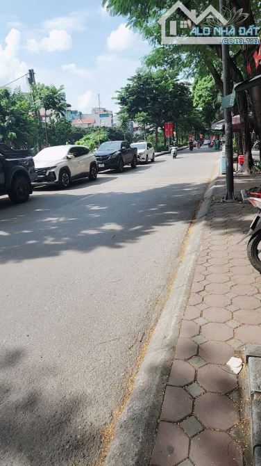 MẶT PHỐ VŨ TÔNG PHAN - 106M2 - 9 TẦNG CÓ HẦM - MT 5.3M - VỈA HÈ 6M - SỔ ĐỎ HOÀN CÔNG