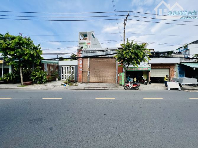 Bán Đất Mặt Tiền Kinh Doanh Mã Lò 30m Tặng Kh.o 4x26m 104m2 Giá Tốt 9,79 Tỷ SHR