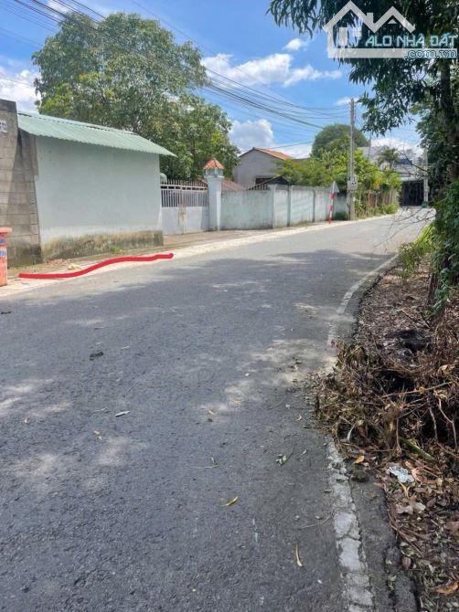 Bán đất mặt tiền DX087 – Phú An, TPHCM  DT: 9 x 26m (234m²), thổ cư 140m²