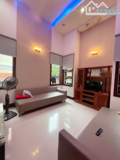 Hot! Cần bán Biệt thự sổ đỏ View công viên 280m2 mặt 16m KĐT Vĩnh Điềm Trung giá rẻ 20 tỷ